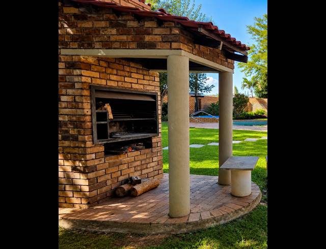 8 BEDROOM HOUSE FOR SALE IN BENDOR